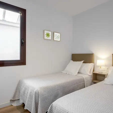Lucasland Apartments Barcelona Buitenkant foto