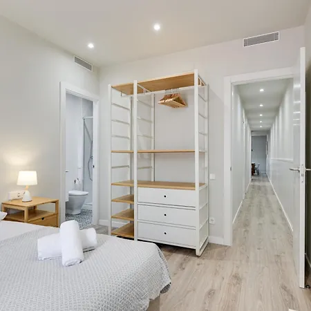 Lucasland Apartments Barcelona Buitenkant foto
